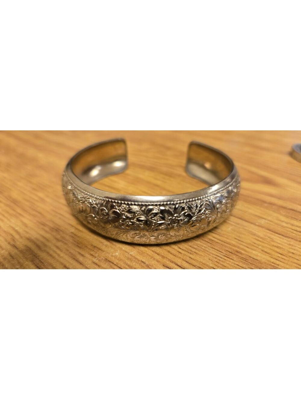 Unique Design Silver Tone Cuff Bracelet 7"